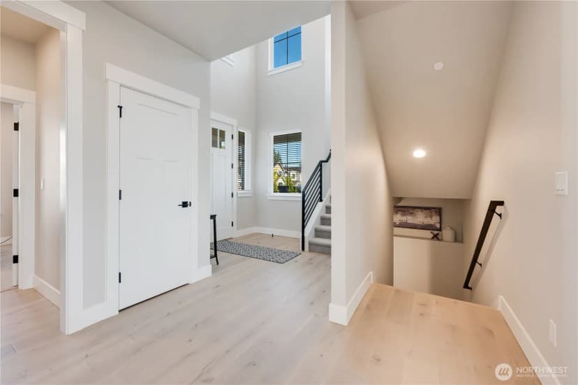 Property photo for 20227 125th Avenue Ne #sm2-08, Bothell photo 8
