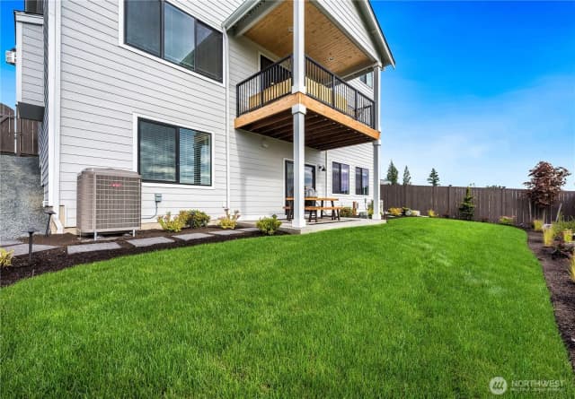 Property photo for 20227 125th Avenue Ne #sm2-08, Bothell photo 2
