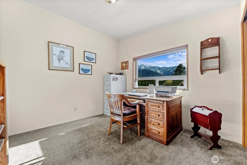Property photo for 1027 Twisp River Road, Twisp photo 12