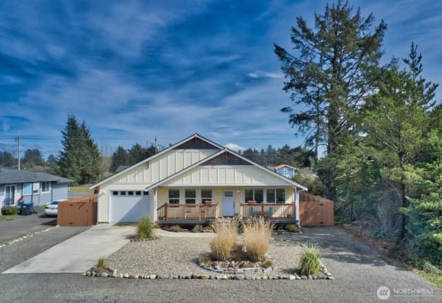 Property photo for 492 Ensign Avenue Nw, Ocean Shores