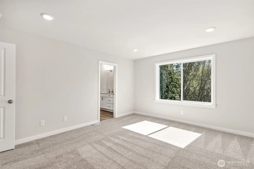 Property photo for 10914 43rd Avenue Se #84, Everett photo 24