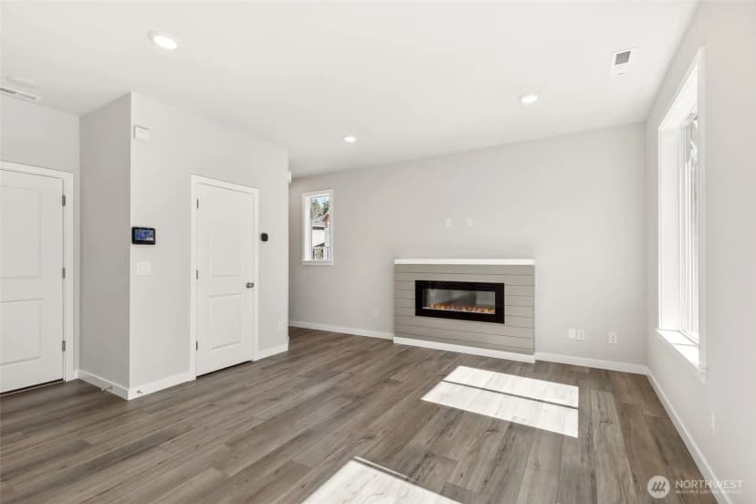 Property photo for 10914 43rd Avenue Se #84, Everett photo 12