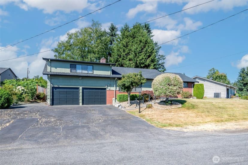 Property photo for 2302 126th Avenue Ct E, Edgewood