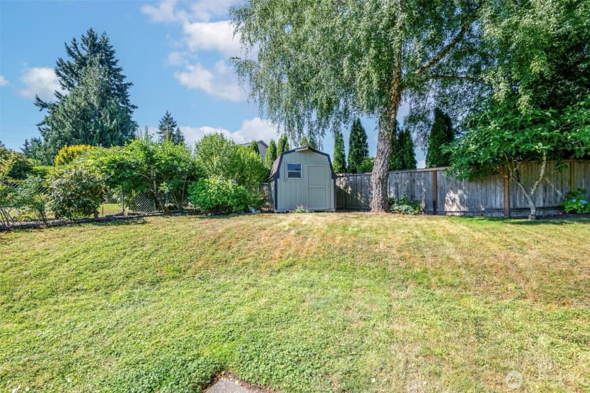 Property photo for 2302 126th Avenue Ct E, Edgewood photo 19