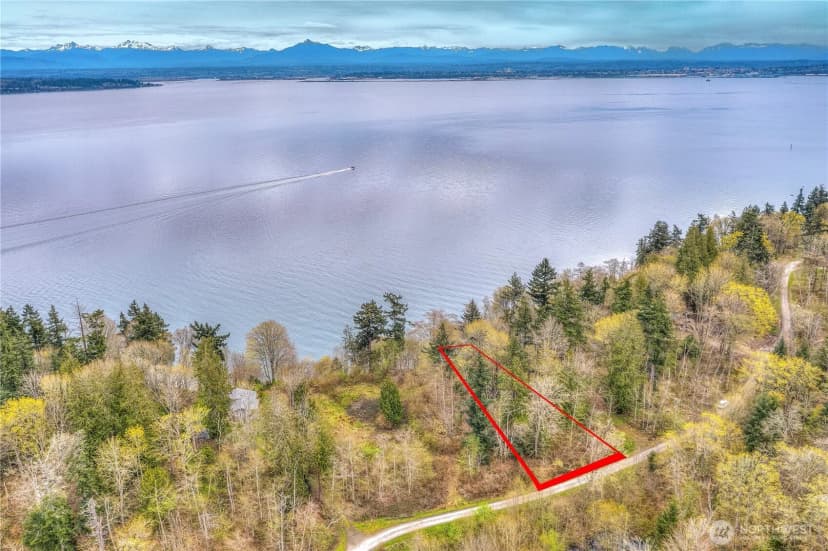 Property photo for 29 K Beach Way, Hat Island