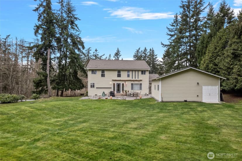 Property photo for 724 Greenoch Loop, Oak Harbor photo 34
