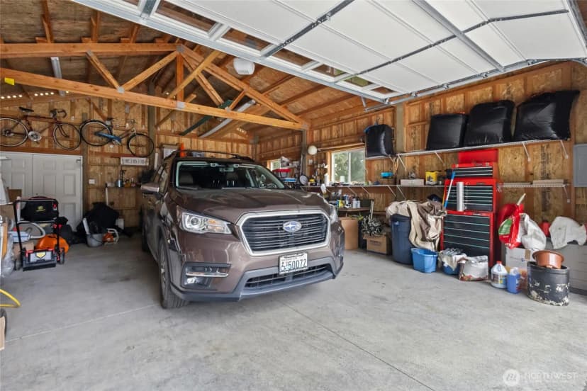 Property photo for 724 Greenoch Loop, Oak Harbor photo 37