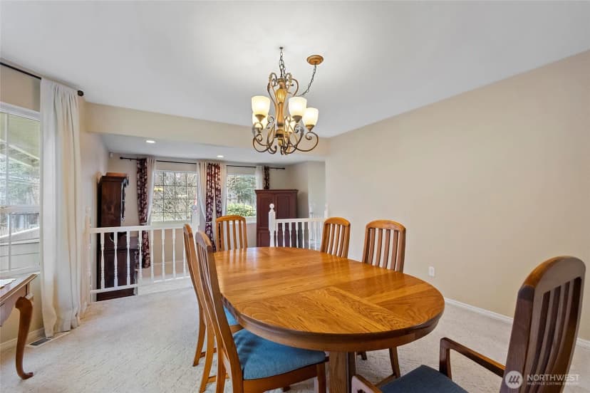 Property photo for 724 Greenoch Loop, Oak Harbor photo 6