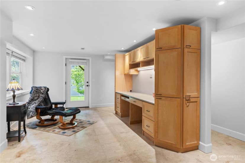Property photo for 11404 239th Place Sw, Woodway photo 31