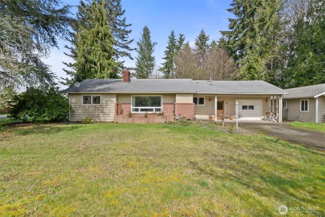 Property photo for 4606 15th Avenue Ne, Olympia photo 2