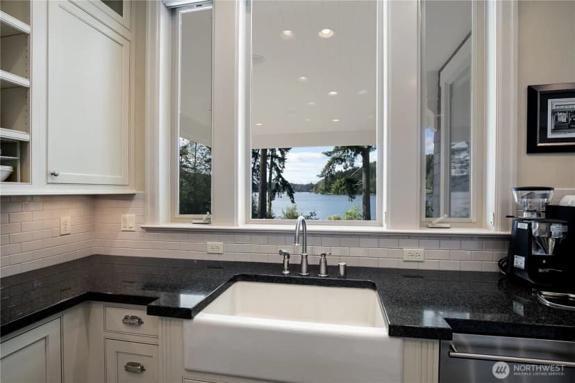 Property photo for 1220 Madrona Beach Road Nw, Olympia photo 9