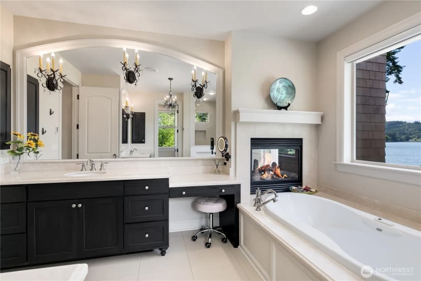 Property photo for 1220 Madrona Beach Road Nw, Olympia photo 14