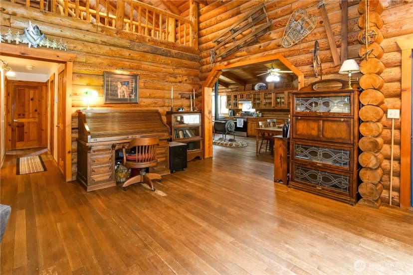 Property photo for 831 Bates Road, Kalama photo 8