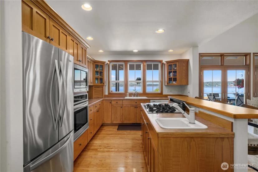 Property photo for 110 E Smith Cove Way, Shelton photo 16