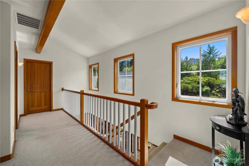Property photo for 110 E Smith Cove Way, Shelton photo 32