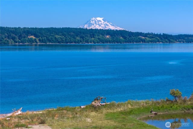 Property photo for 110 E Smith Cove Way, Shelton