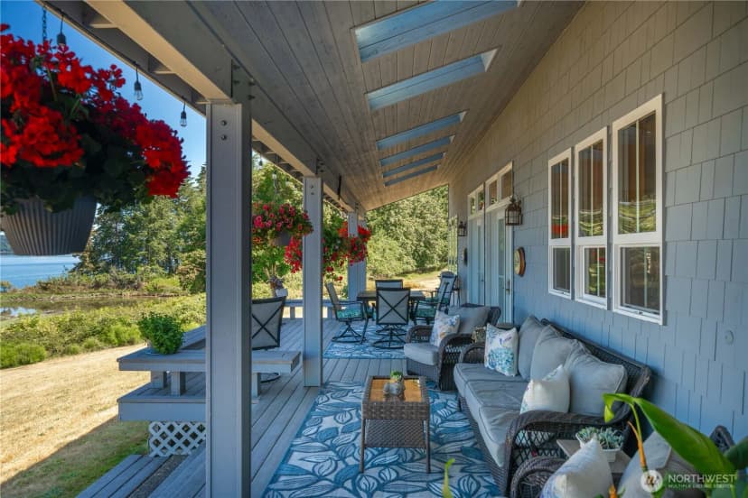 Property photo for 110 E Smith Cove Way, Shelton photo 36