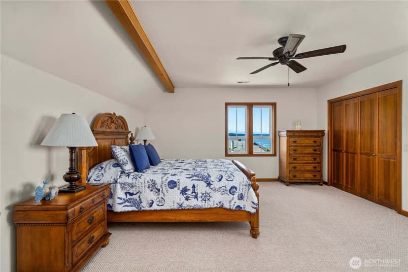 Property photo for 110 E Smith Cove Way, Shelton photo 33