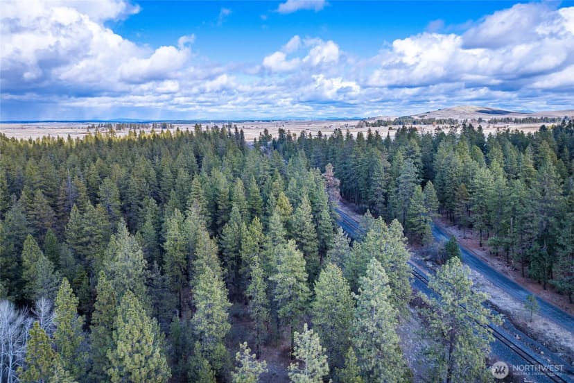 Property photo for 8700 Stangland S, Medical Lake photo 16