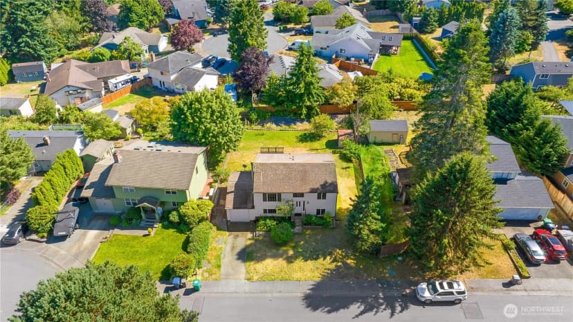 Property photo for 1010 205th Pl Se, Bothell photo 5