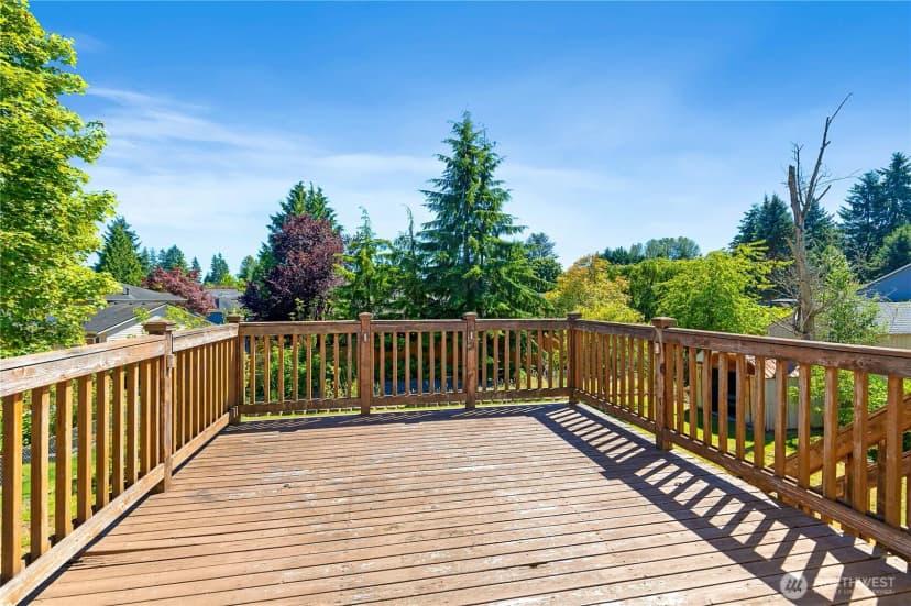 Property photo for 1010 205th Pl Se, Bothell photo 23