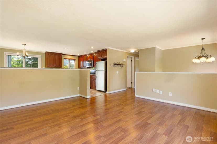Property photo for 1010 205th Pl Se, Bothell photo 14