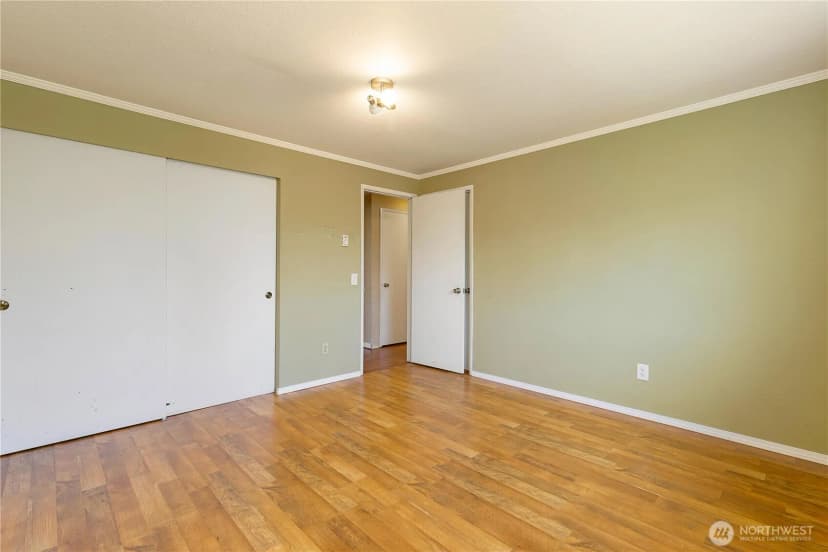 Property photo for 1010 205th Pl Se, Bothell photo 25