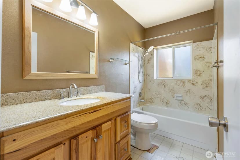 Property photo for 1010 205th Pl Se, Bothell photo 33