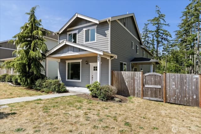 Property photo for 669 Nw Prow Street, Oak Harbor