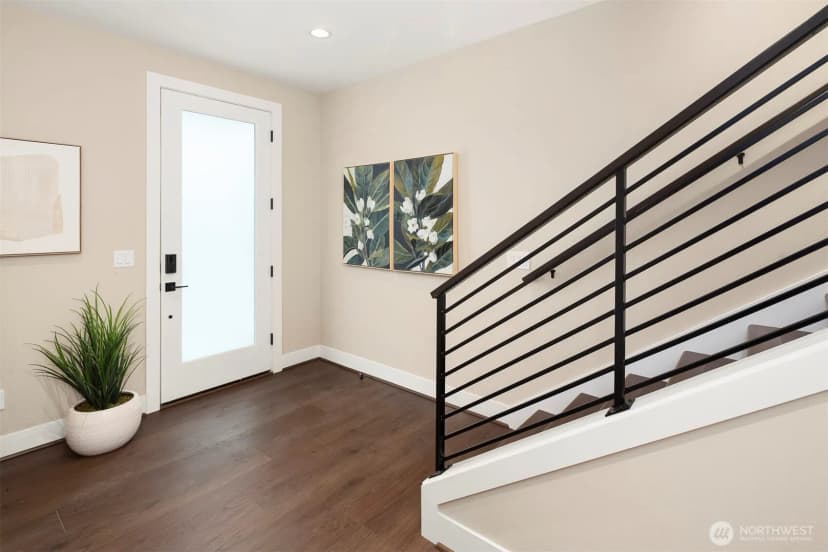 Property photo for 10823 (hs 94) 120th Lane Ne #e, Kirkland photo 3