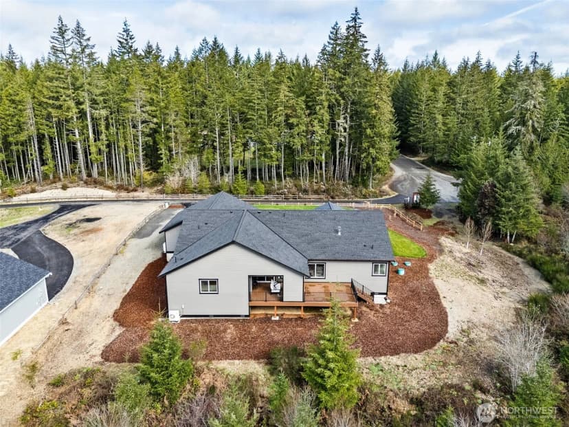 Property photo for 13280 Wicks End Lane Sw, Port Orchard photo 38