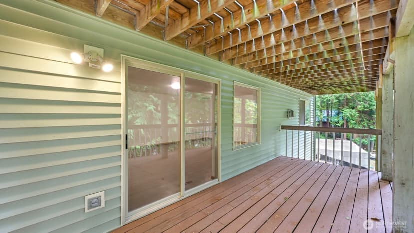 Property photo for 323 Sudden Valley Drive, Bellingham photo 22