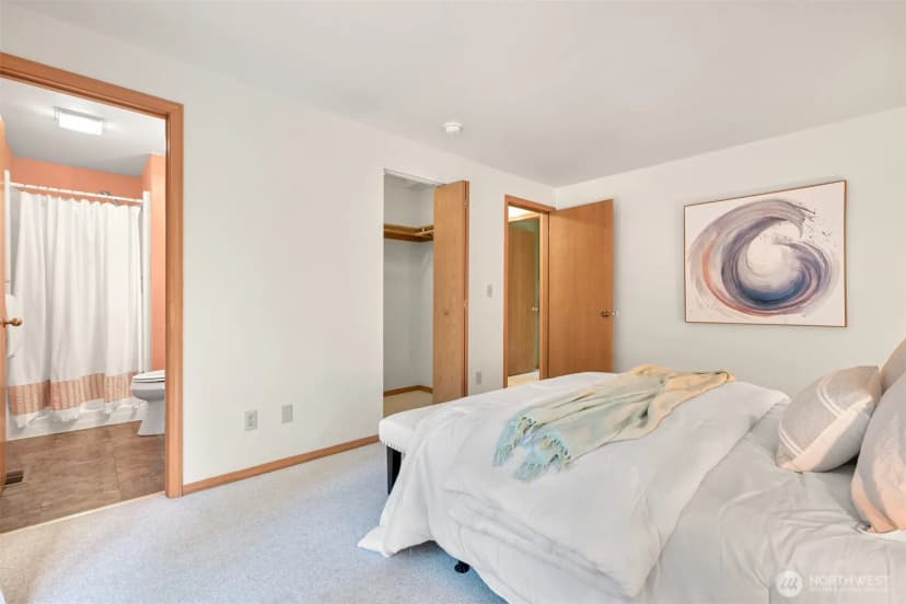 Property photo for 323 Sudden Valley Drive, Bellingham photo 16
