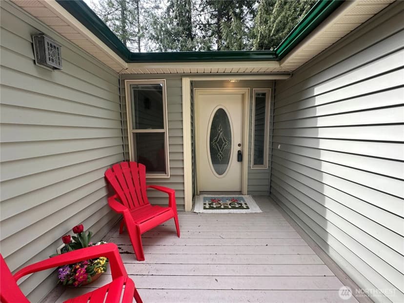 Property photo for 323 Sudden Valley Drive, Bellingham photo 4