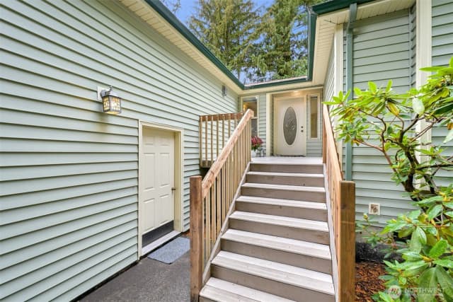 Property photo for 323 Sudden Valley Drive, Bellingham photo 3