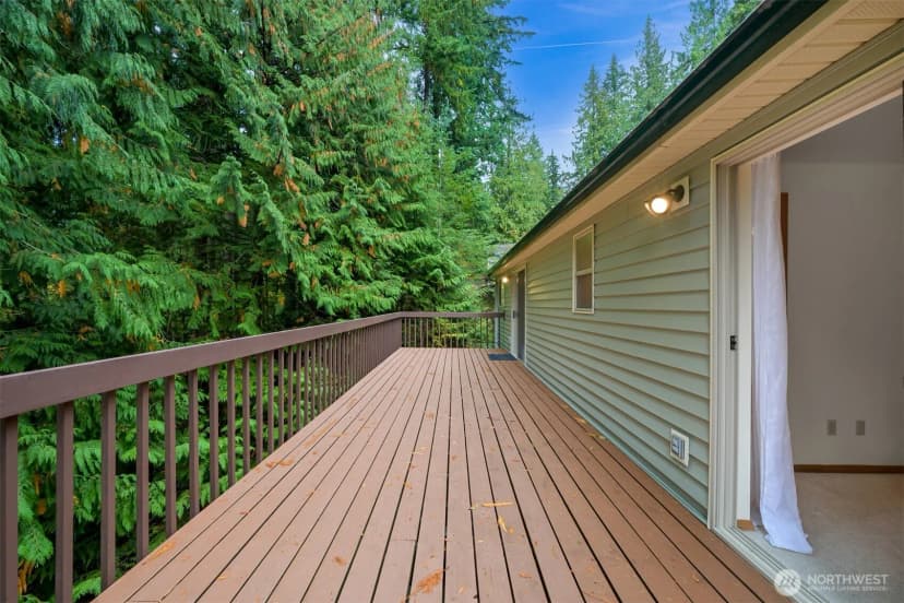 Property photo for 323 Sudden Valley Drive, Bellingham photo 14