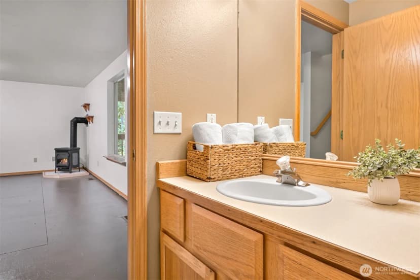 Property photo for 323 Sudden Valley Drive, Bellingham photo 25