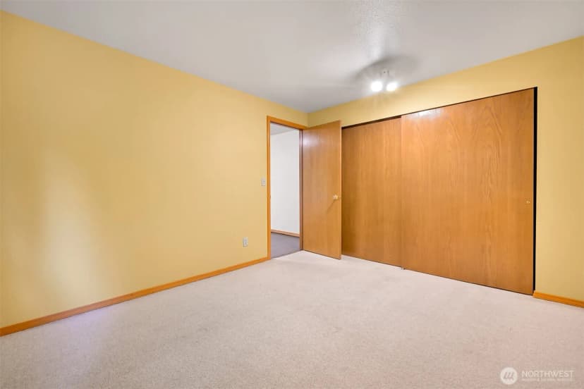 Property photo for 323 Sudden Valley Drive, Bellingham photo 28