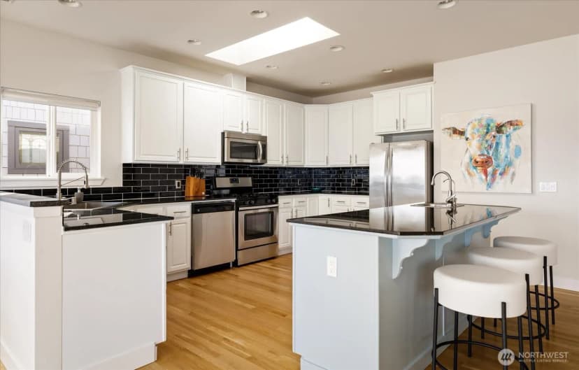 Property photo for 2190 Mariner Beach Drive, Oak Harbor photo 10