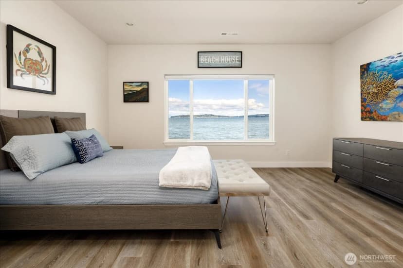 Property photo for 2190 Mariner Beach Drive, Oak Harbor photo 19