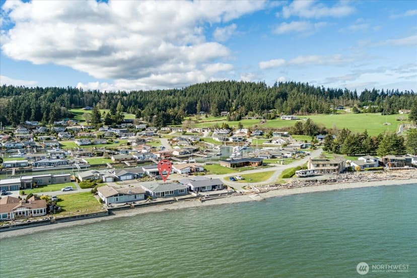 Property photo for 2190 Mariner Beach Drive, Oak Harbor photo 34
