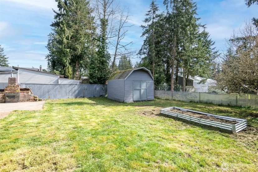 Property photo for 37252 Military Road S, Auburn photo 31