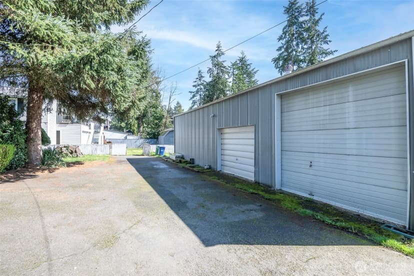 Property photo for 37252 Military Road S, Auburn photo 37
