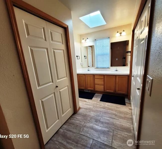 Property photo for 18957 108th Lane Se, Renton photo 6