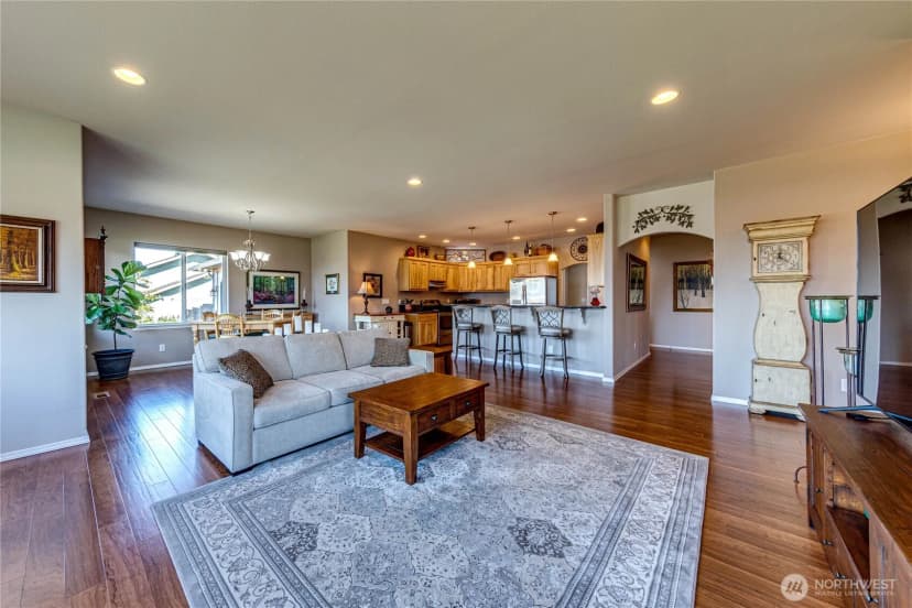 Property photo for 161 Morgison Loop, Sequim photo 8