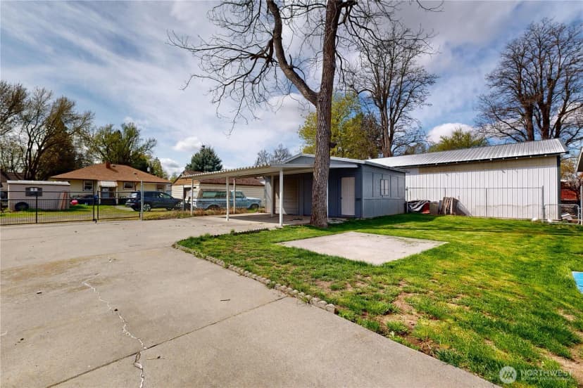 Property photo for 314 W Sixth Street, Waitsburg photo 35