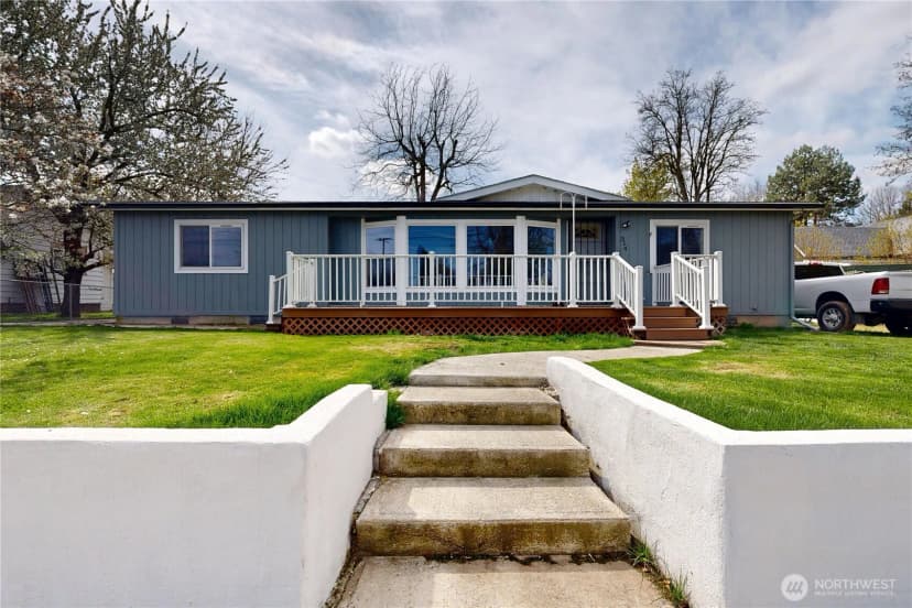 Property photo for 314 W Sixth Street, Waitsburg