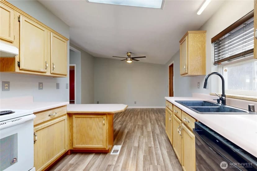 Property photo for 314 W Sixth Street, Waitsburg photo 12