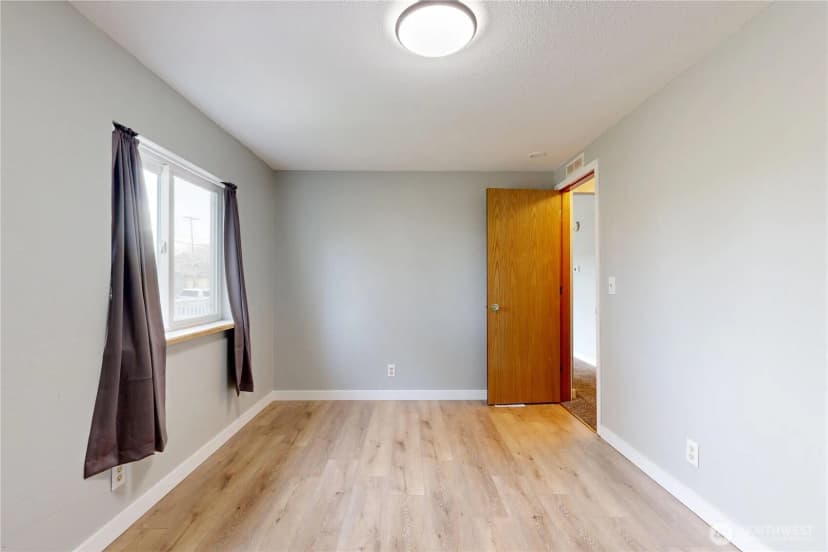 Property photo for 314 W Sixth Street, Waitsburg photo 24