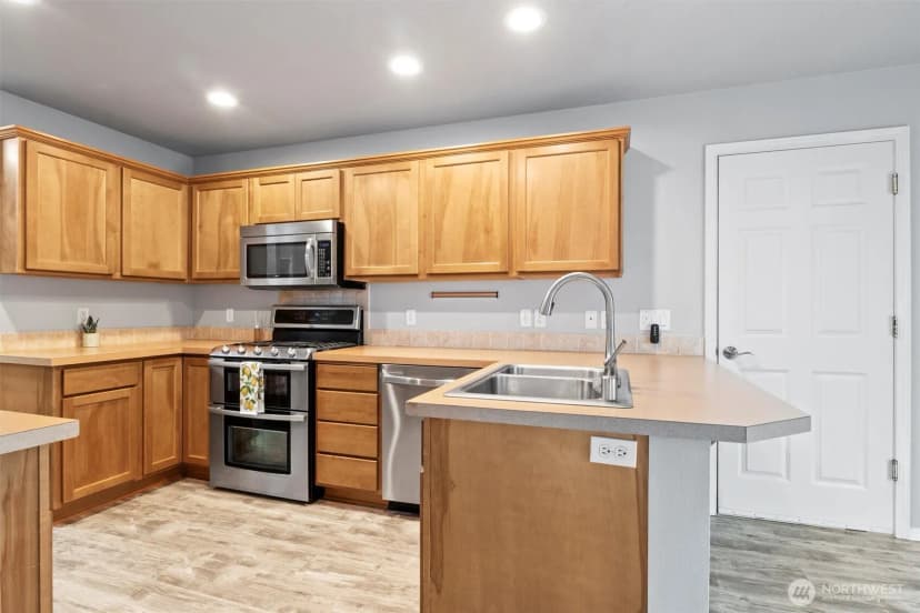 Property photo for 2501 Northwoods Loop, Mount Vernon photo 16